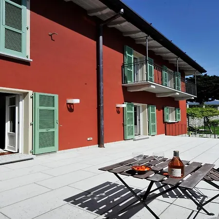 Vakantiehuis Sleeps 6 *