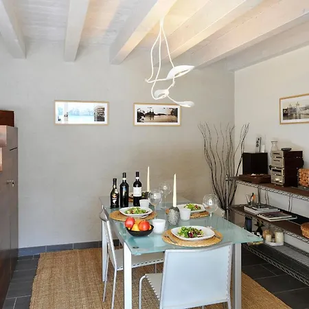 Sleeps 6 Vakantiehuis *